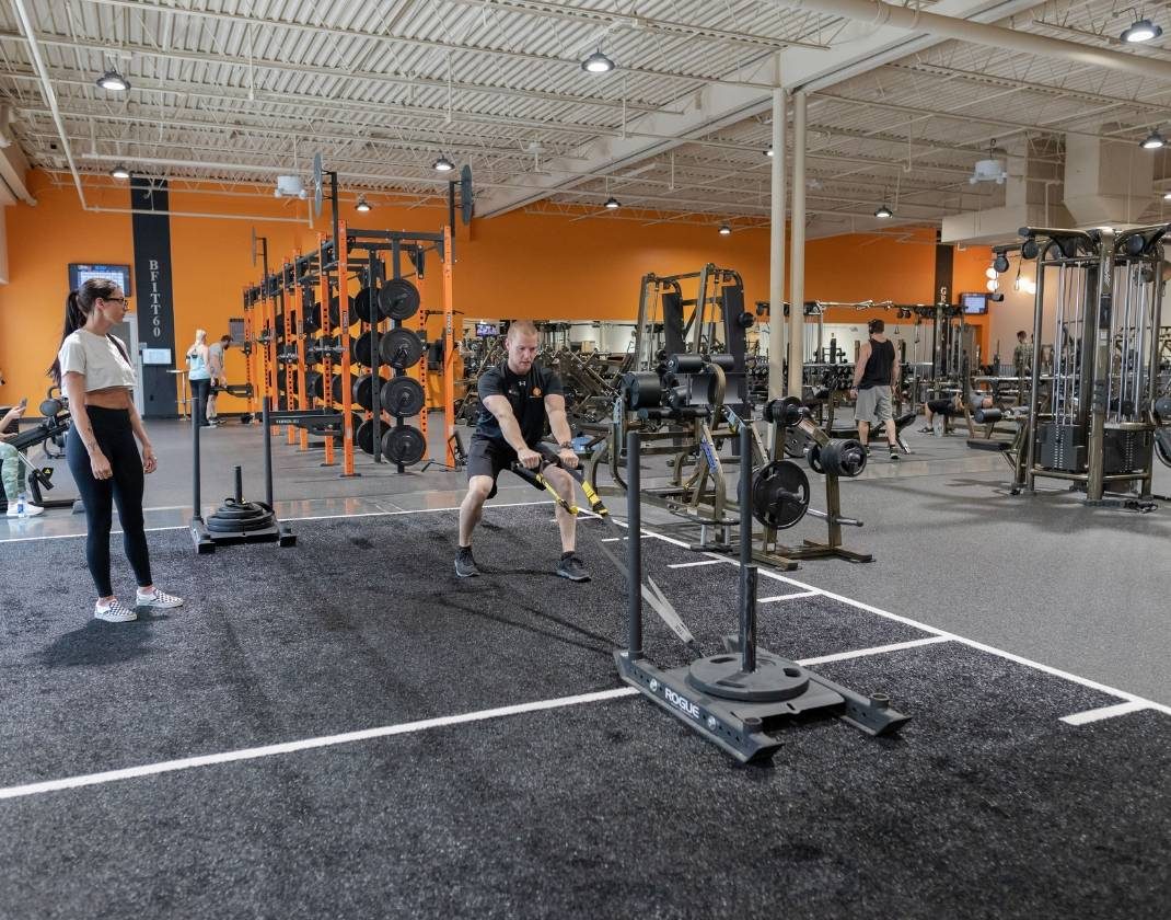 clean circuit training area in open clean gym near me